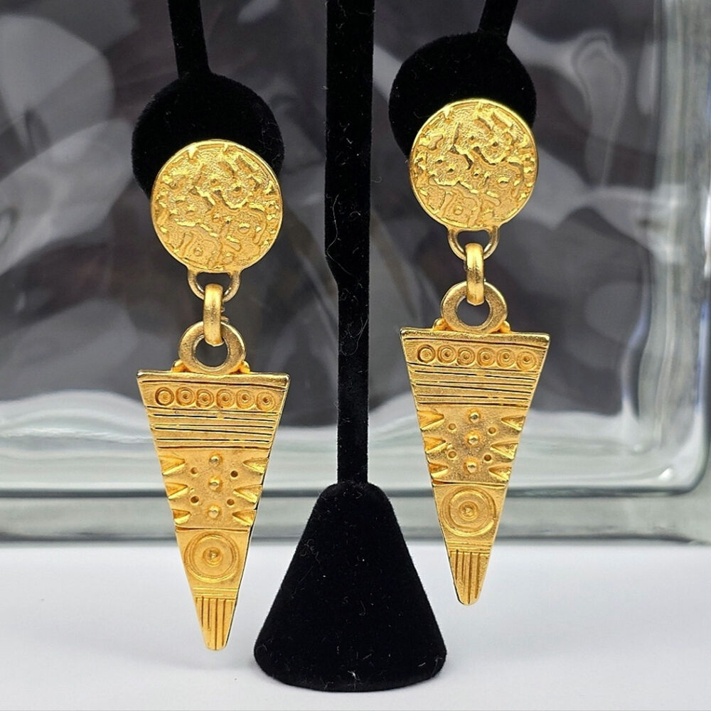 Vintage Egyptian Revival Clip On Gold Tone Dangle Earrings